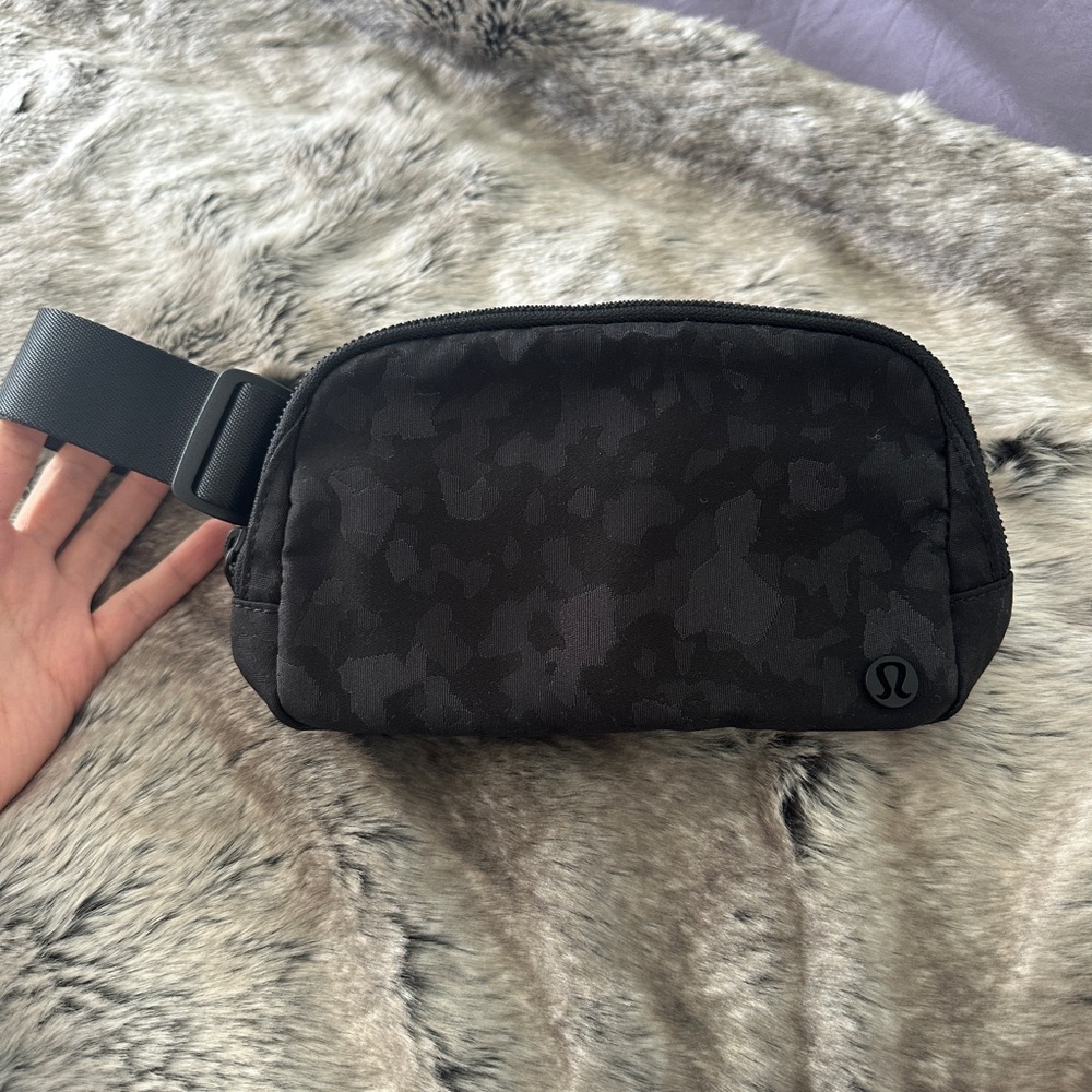 Lululemon Belt Bag